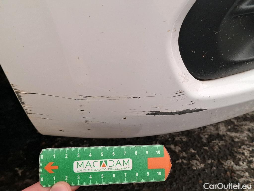 Peugeot  208  Active 1.6 HDi 75CV BVM5 E6 #18