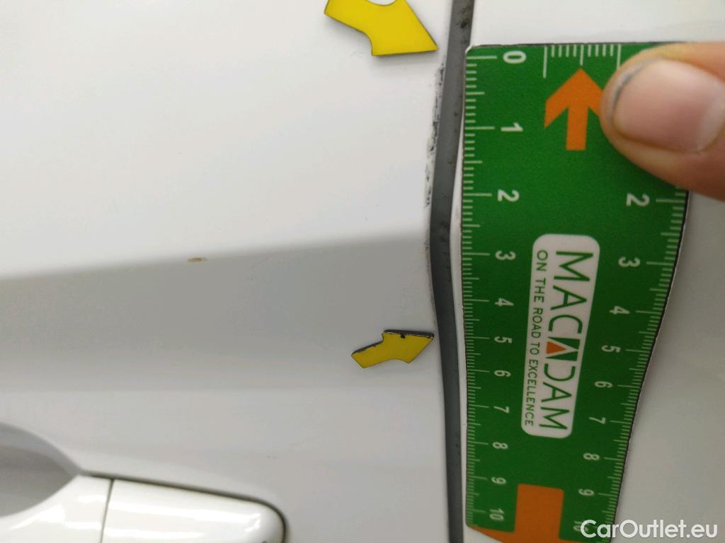 Opel  Corsa  F e Edition Business 50kWh BVA #9