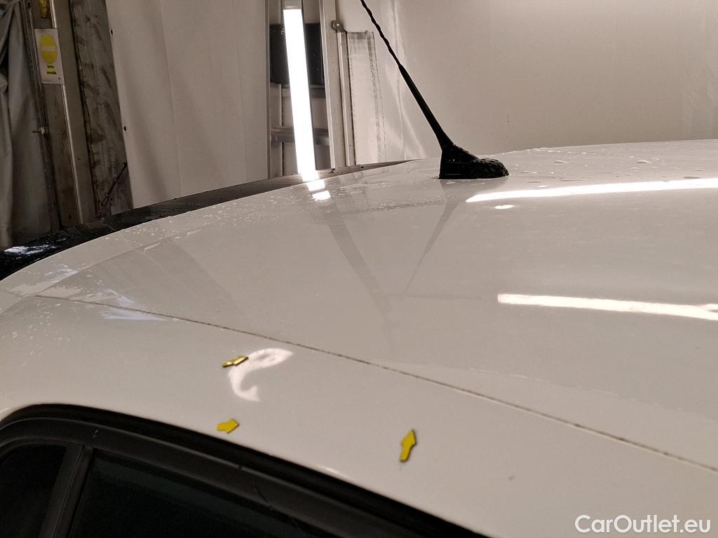  Peugeot  208  Premium 1.5 HDi 100CV BVM6 E6d #18