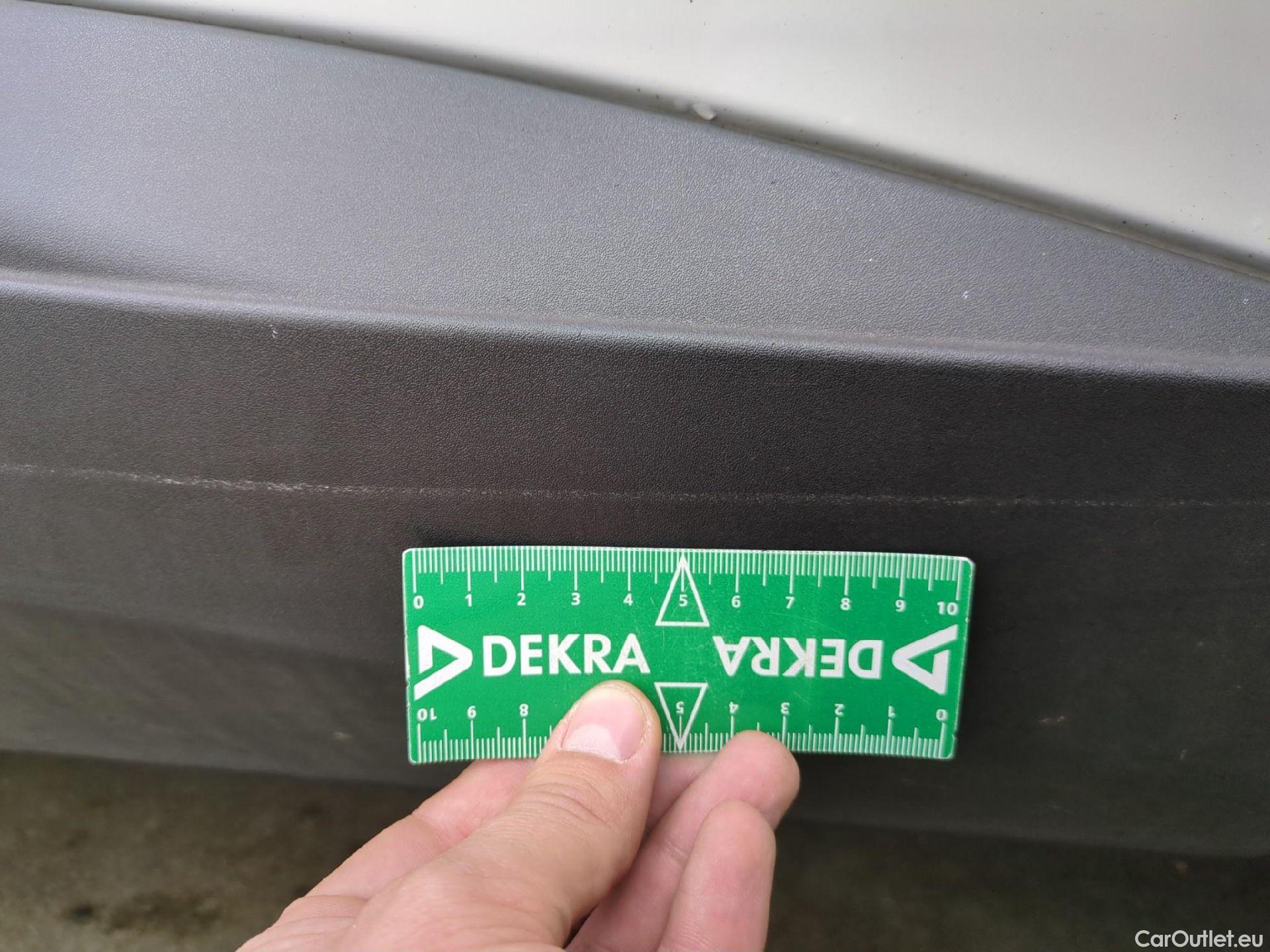 Peugeot  3008  Active Business 1.5 HDi 130CV BVA8 E6d #38