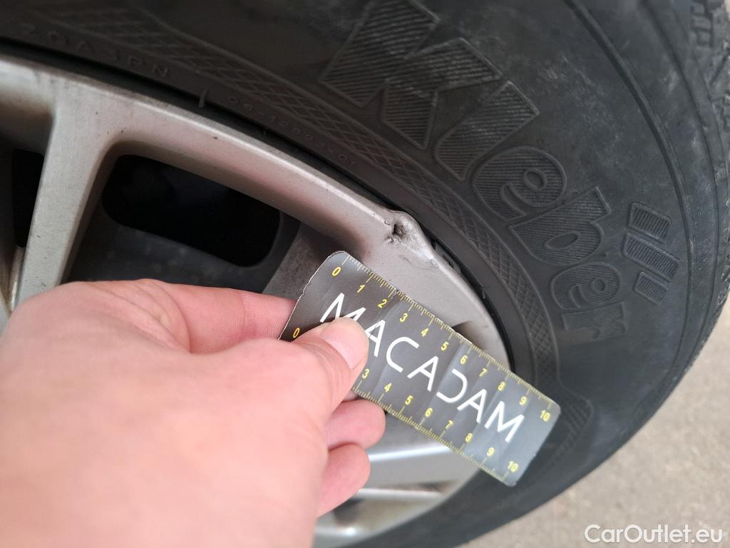  Peugeot  208  Affaire Premium Pack 1.5 HDi 100CV BVM5 E6dT #28