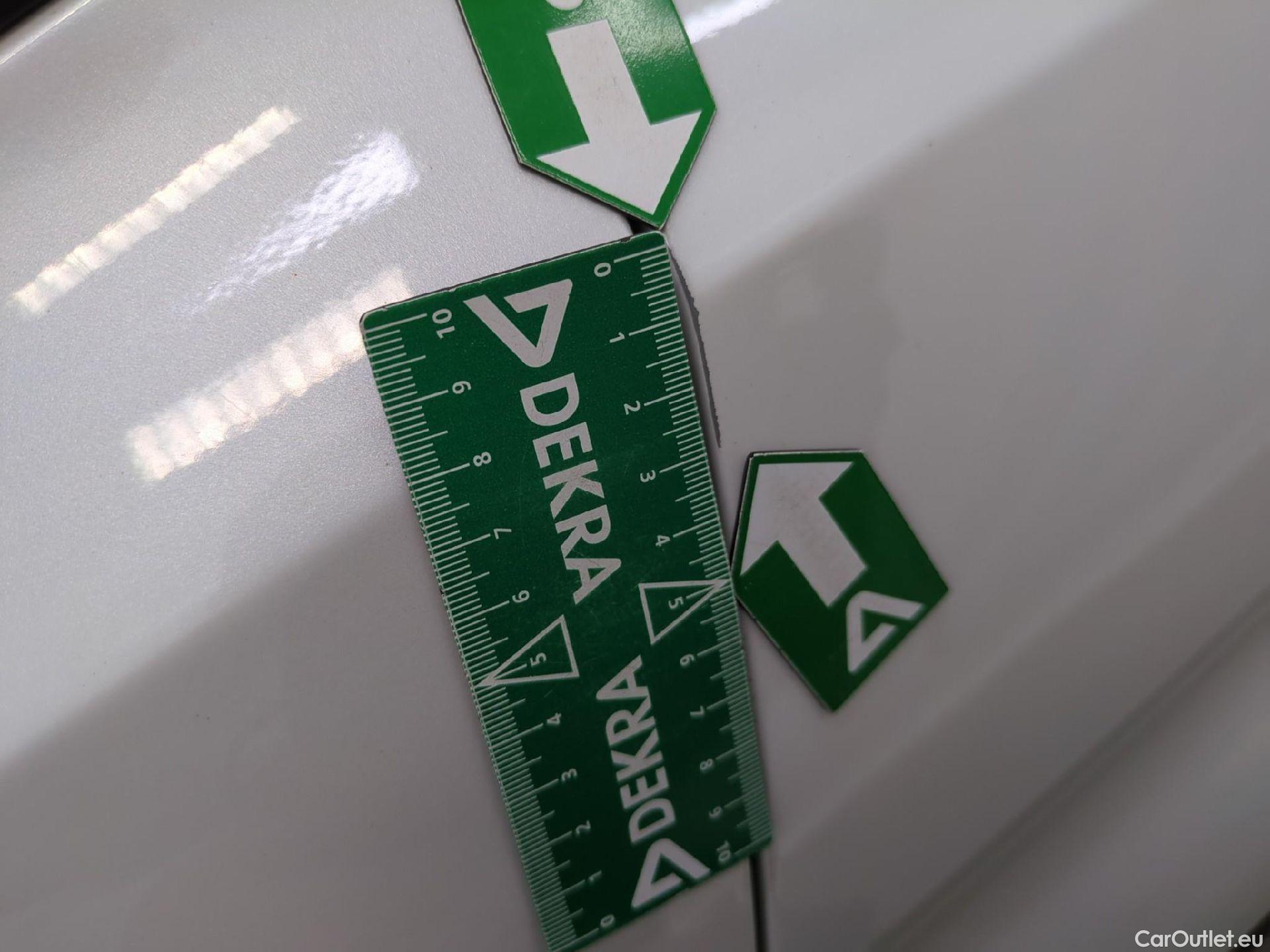 Peugeot  3008  Active Business 1.5 HDi 130CV BVA8 E6d #25