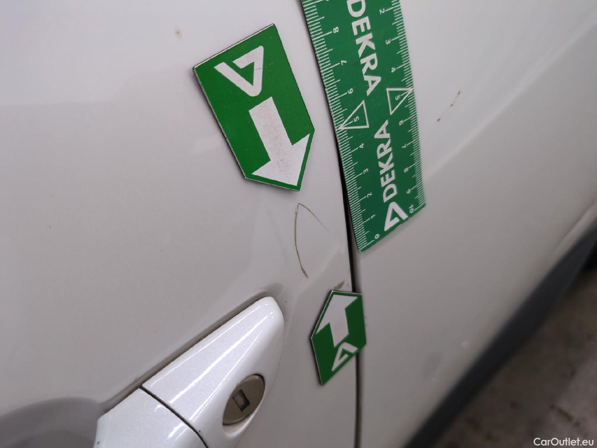 Peugeot  3008  Active Business 1.5 HDi 130CV BVA8 E6d #13