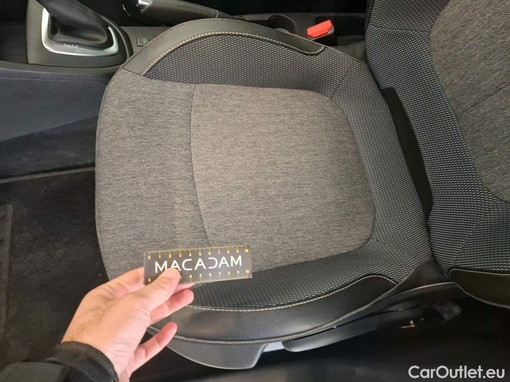 Renault  Captur  Intens 1.3 TCe 150CV BVA6 E6dT #9