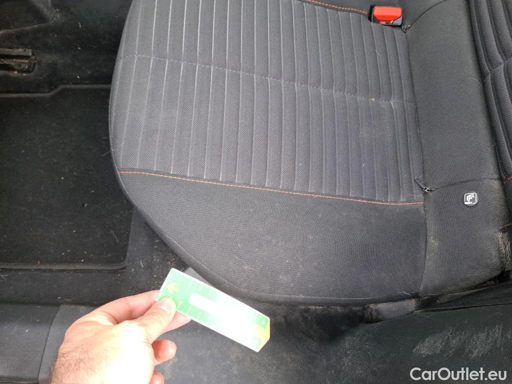  Peugeot  2008  Active Business 1.2 PureTech 100CV BVM6 E6d #25