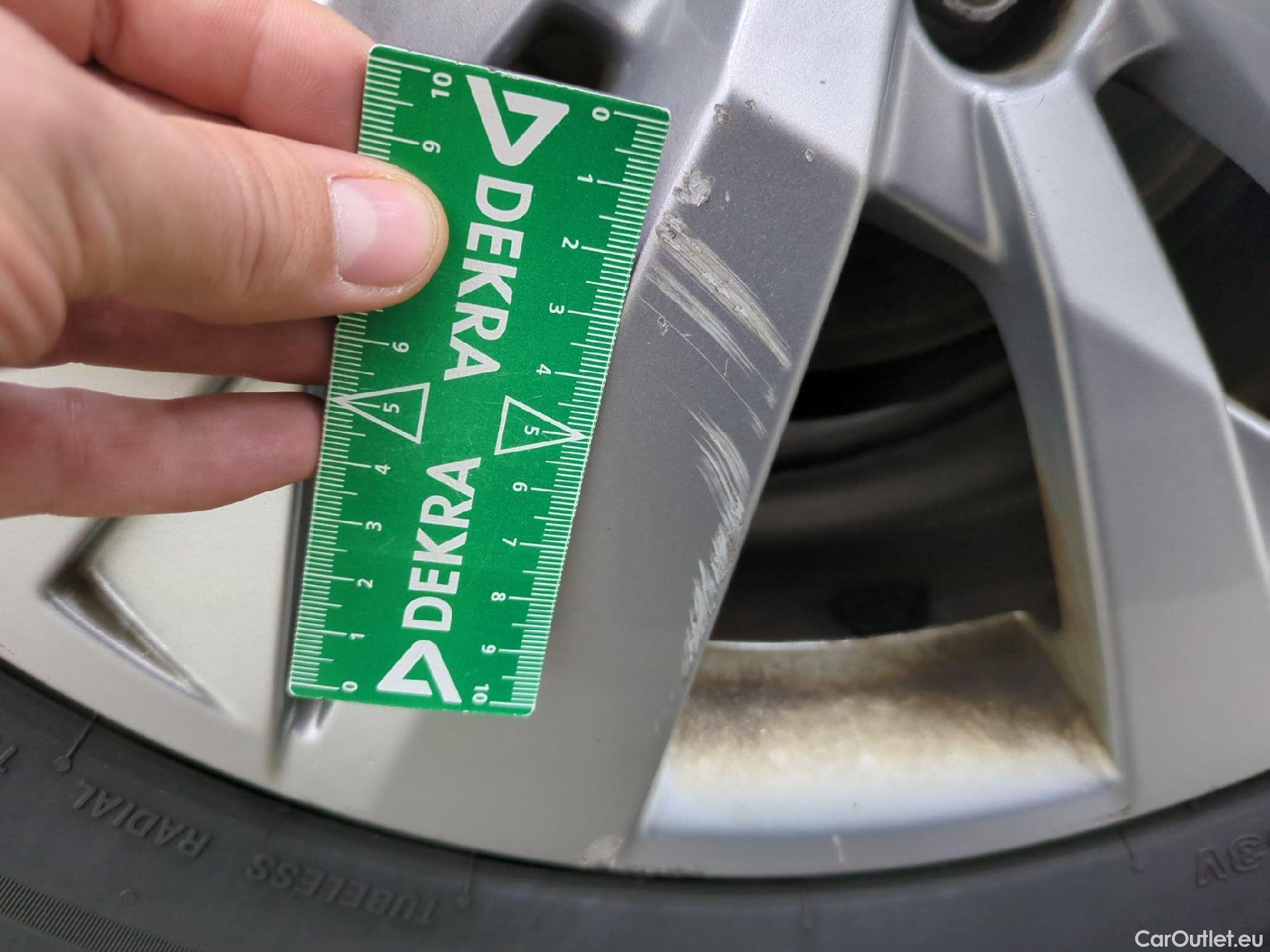 Peugeot  3008  Active Business 1.5 HDi 130CV BVA8 E6d #5