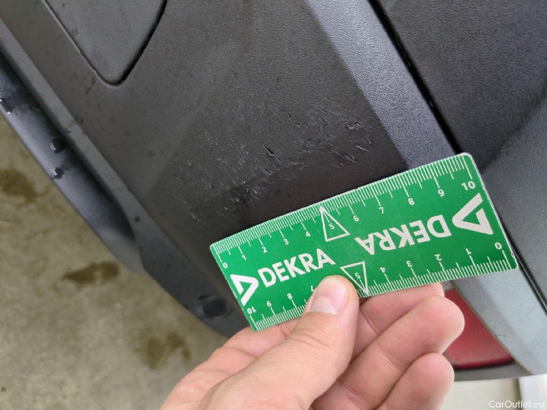 Peugeot  3008  Active Business 1.5 HDi 130CV BVA8 E6d #30