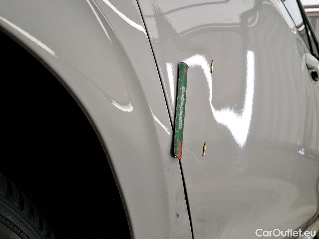 Peugeot  208  Active 1.6 HDi 75CV BVM5 E6 #16