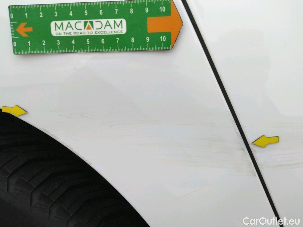 Opel  Corsa  F e Edition Business 50kWh BVA #7