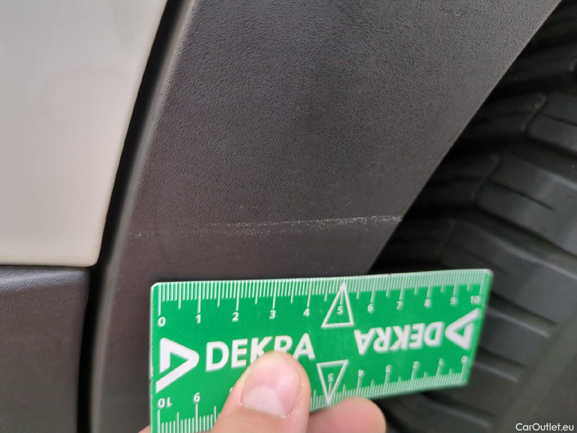 Peugeot  3008  Active Business 1.5 HDi 130CV BVA8 E6d #21