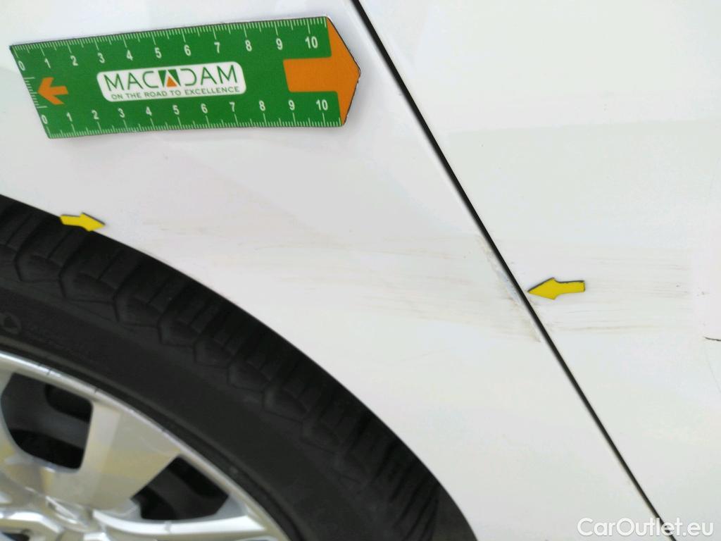 Opel  Corsa  F e Edition Business 50kWh BVA #4