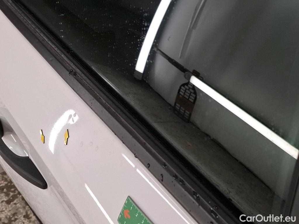  Peugeot  208  Premium 1.5 HDi 100CV BVM6 E6d #27