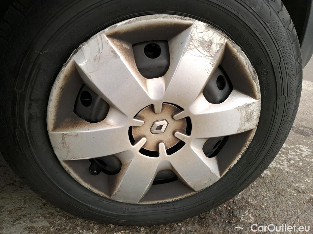 Renault  Kangoo  Express Extra (Série Spéciale) 1.5 dCi 90CV BVM5 E6 #47