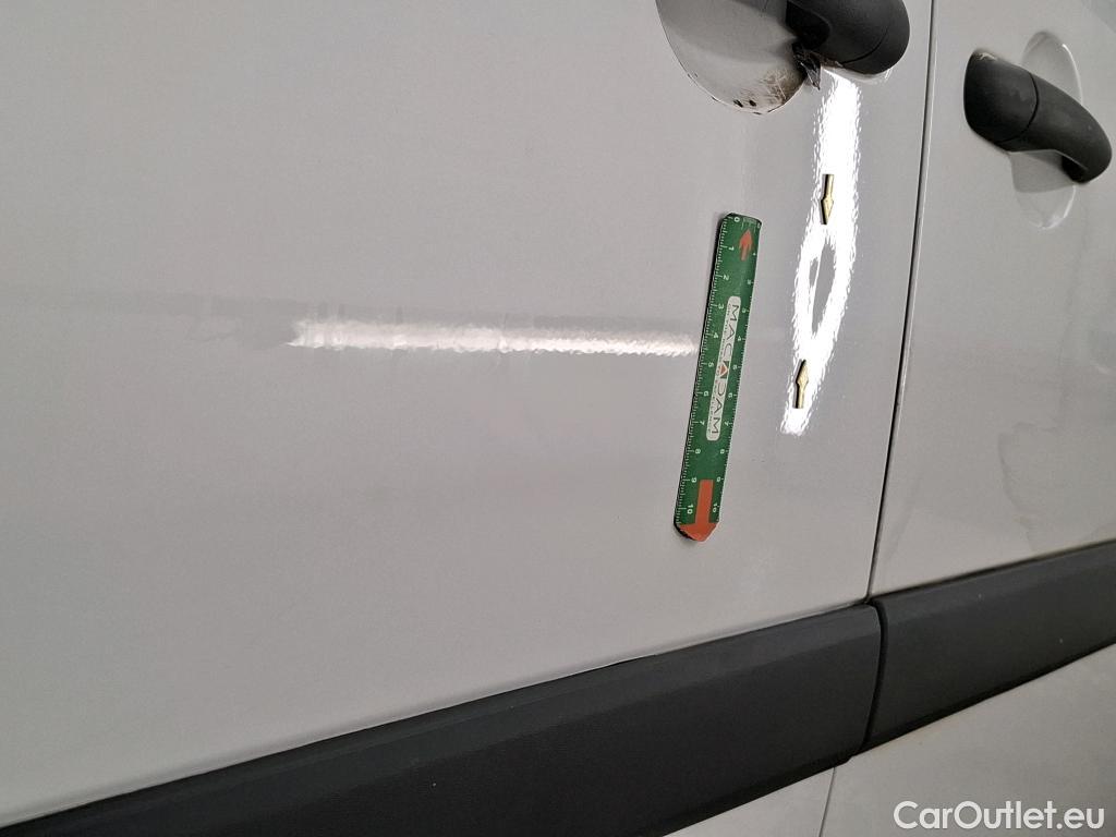 Renault  Kangoo  Express Extra (Série Spéciale) 1.5 dCi 90CV BVM5 E6 #39