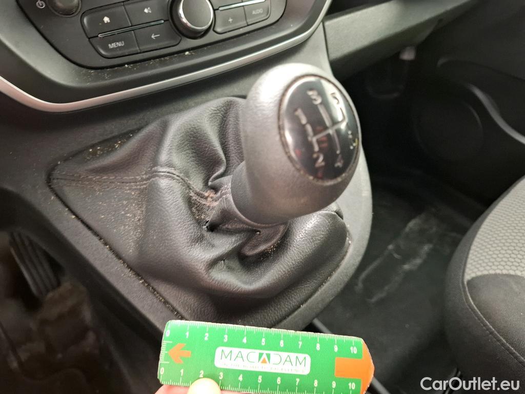 Renault  Kangoo  Express Extra (Série Spéciale) 1.5 dCi 90CV BVM5 E6 #42