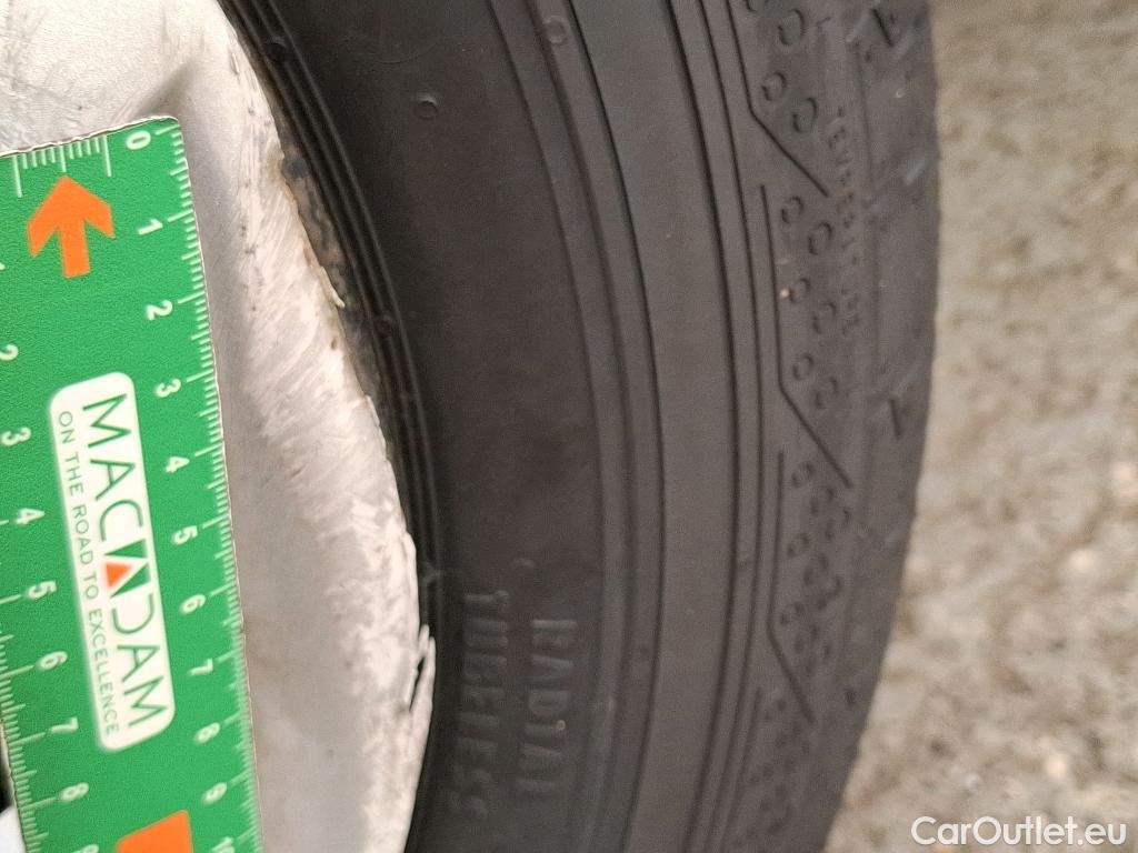 Renault  Kangoo  Express Extra (Série Spéciale) 1.5 dCi 90CV BVM5 E6 #54