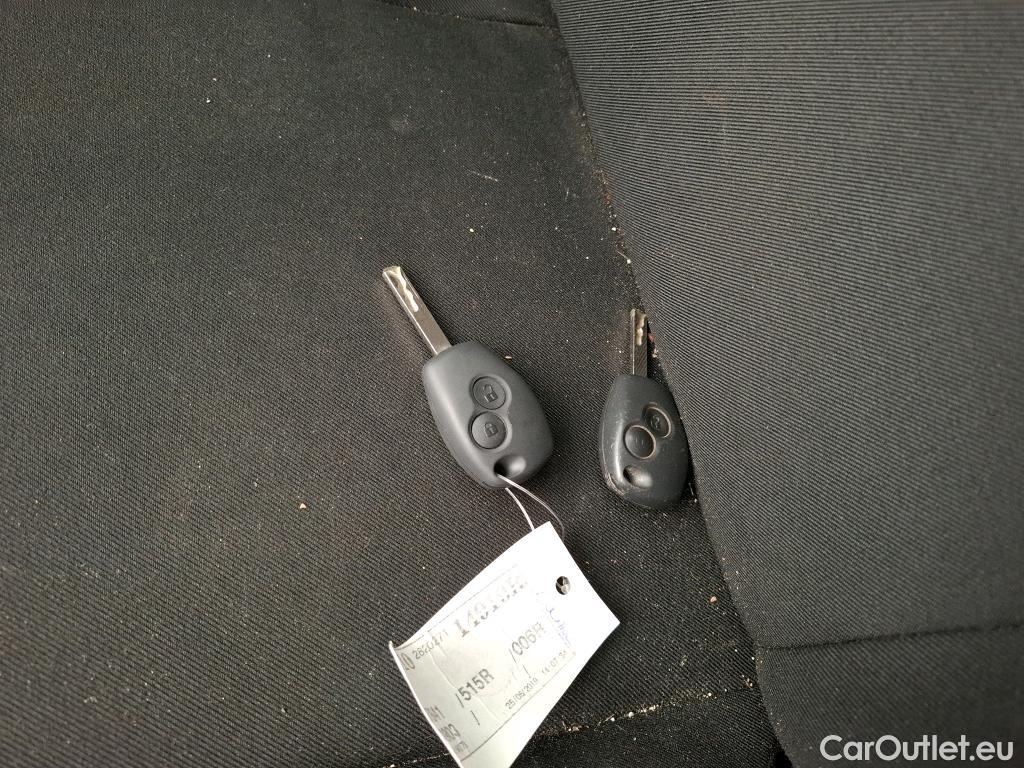 Renault  Kangoo  Express Extra (Série Spéciale) 1.5 dCi 90CV BVM5 E6 #12