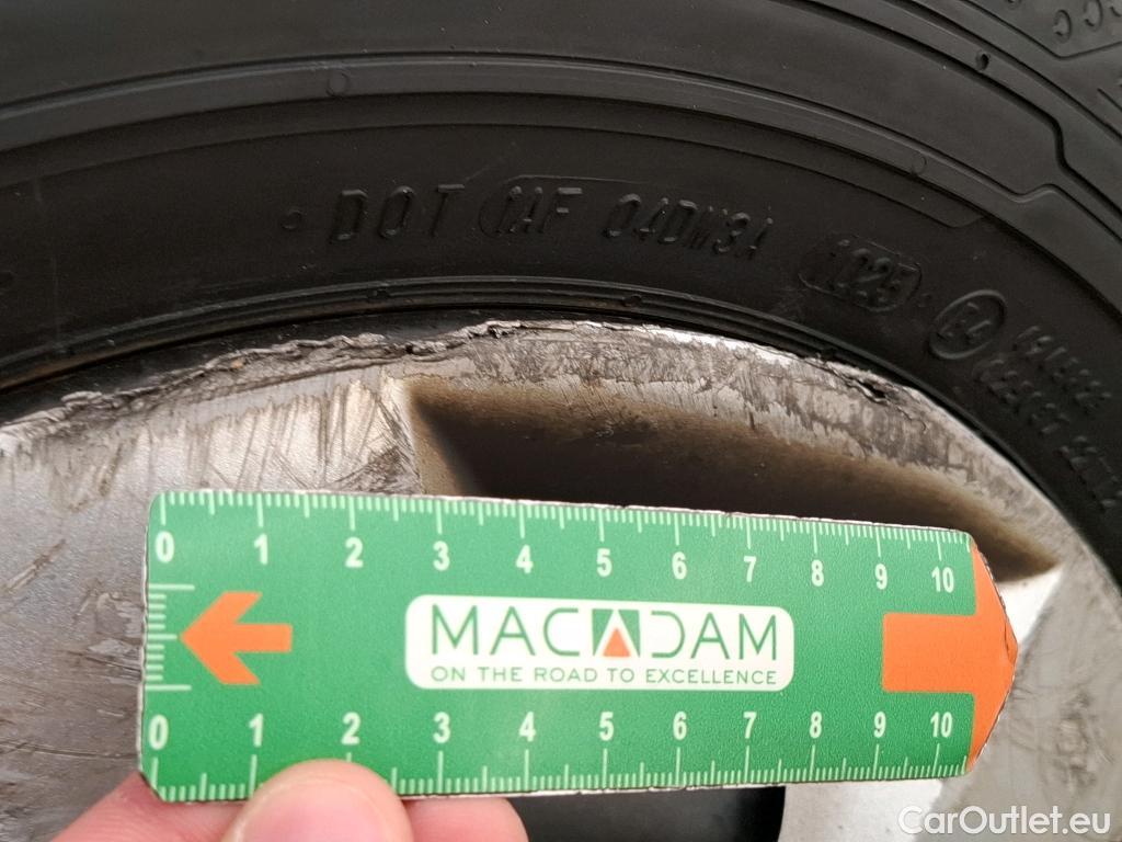 Renault  Kangoo  Express Extra (Série Spéciale) 1.5 dCi 90CV BVM5 E6 #49