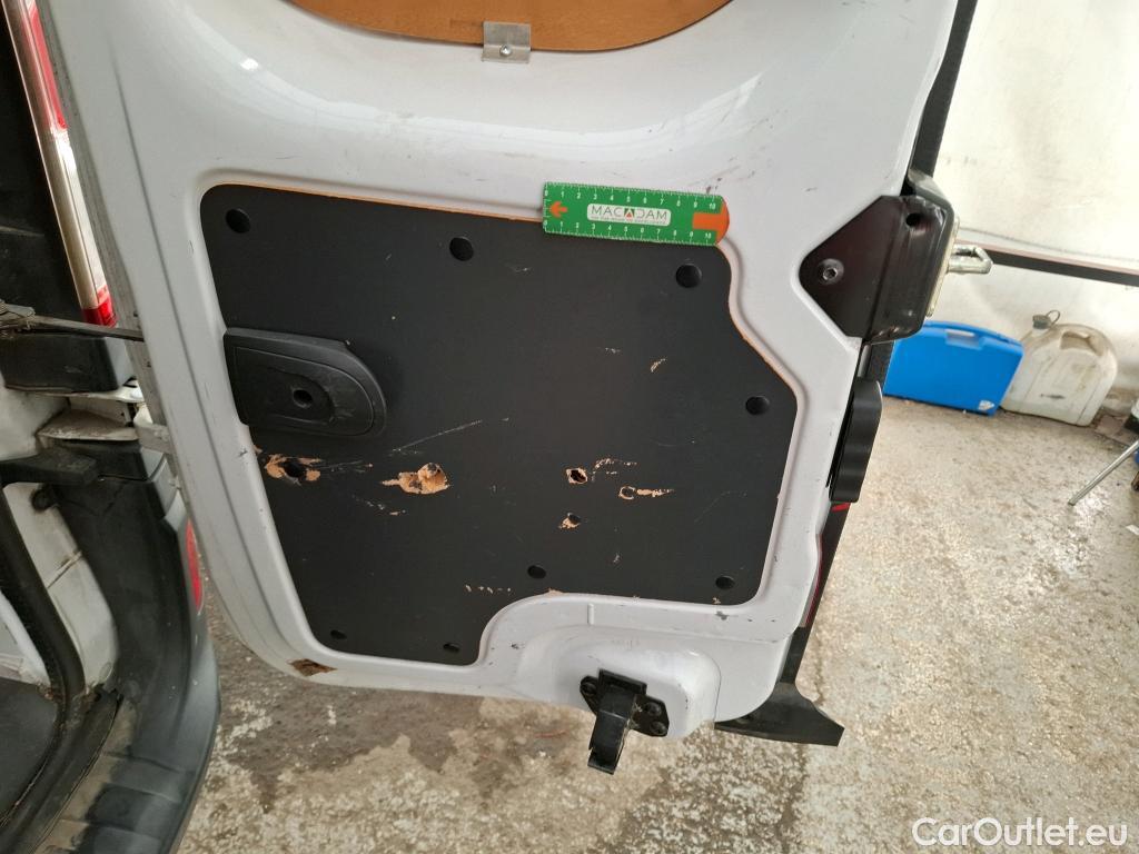 Renault  Kangoo  Express Extra (Série Spéciale) 1.5 dCi 90CV BVM5 E6 #29