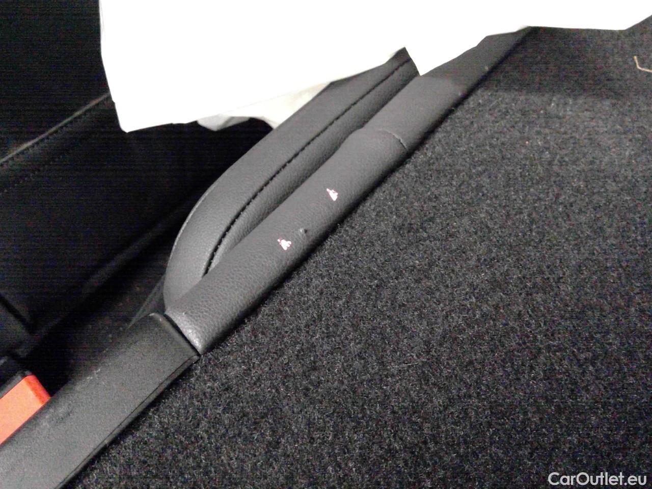  Volkswagen  Passat Pass.SC TDI 200 GT Exec.Ed.Aut #32