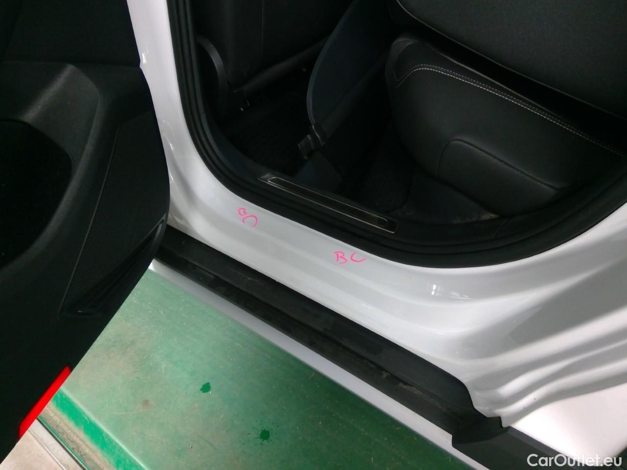 Volkswagen  Passat Pass.All.TDI 190 4M Ex.B.E.Aut #9