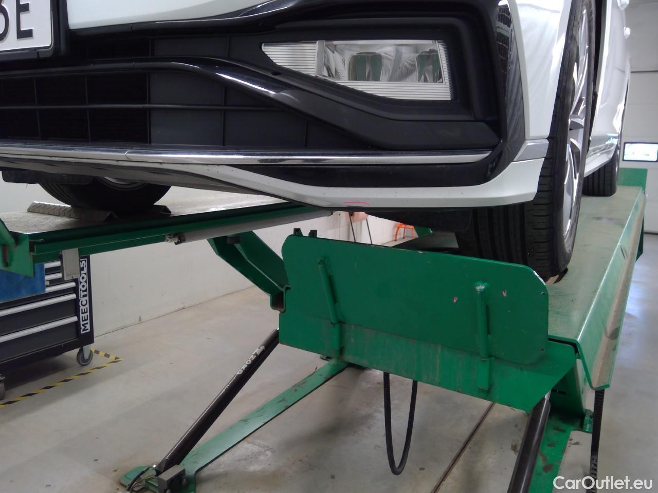  Volkswagen  Passat Pass.SC TDI 200 GT Exec.Ed.Aut #3