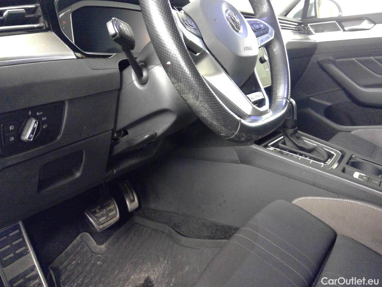 Volkswagen  Passat Pass.All.TDI 190 4M Ex.B.E.Aut #8