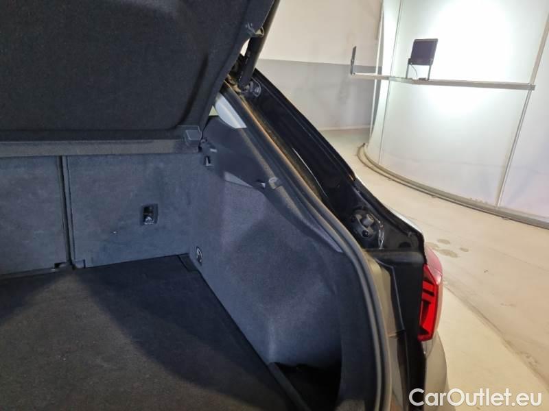 Audi  Q3 AUDI  SPORTBACK / 2019 / 5P / SUV 45 TFSI E S TRONIC S LINE EDITION #75