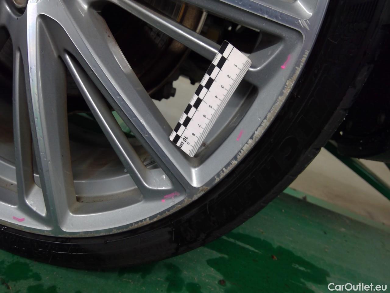 Volvo  V90  T6 350 Insc.Rec. AWD Aut #22