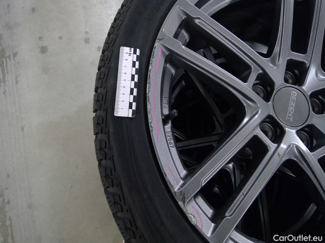 Volvo  V90  T6 350 Insc.Rec. AWD Aut #2