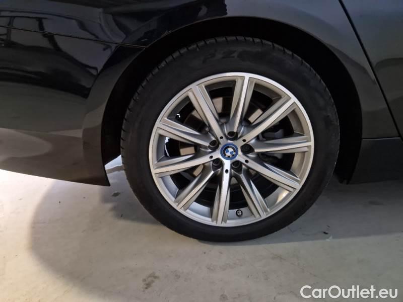 Bmw  Serie 5 BMW  / 2020 / 5P / STATION WAGON 530E XDRIVE LUXURY AUTO TOURING #64