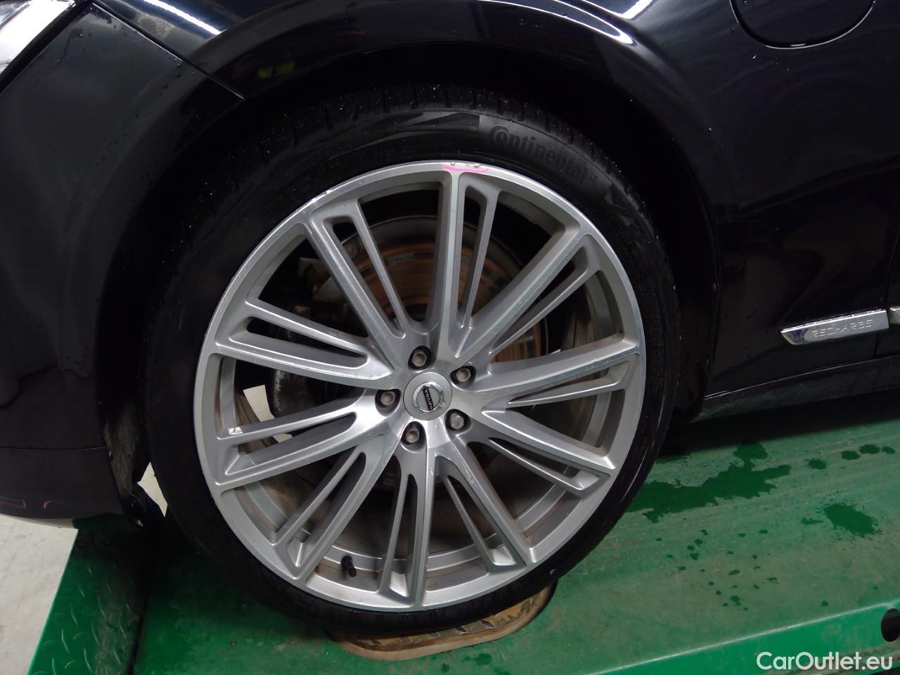 Volvo  V90  T6 350 Insc.Rec. AWD Aut #8