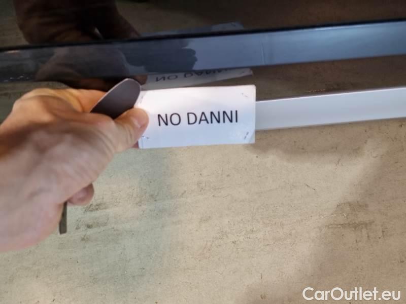 Audi  Q3 AUDI  SPORTBACK / 2019 / 5P / SUV 45 TFSI E S TRONIC S LINE EDITION #42