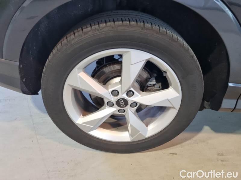 Audi  Q3 AUDI  SPORTBACK / 2019 / 5P / SUV 45 TFSI E S TRONIC S LINE EDITION #61