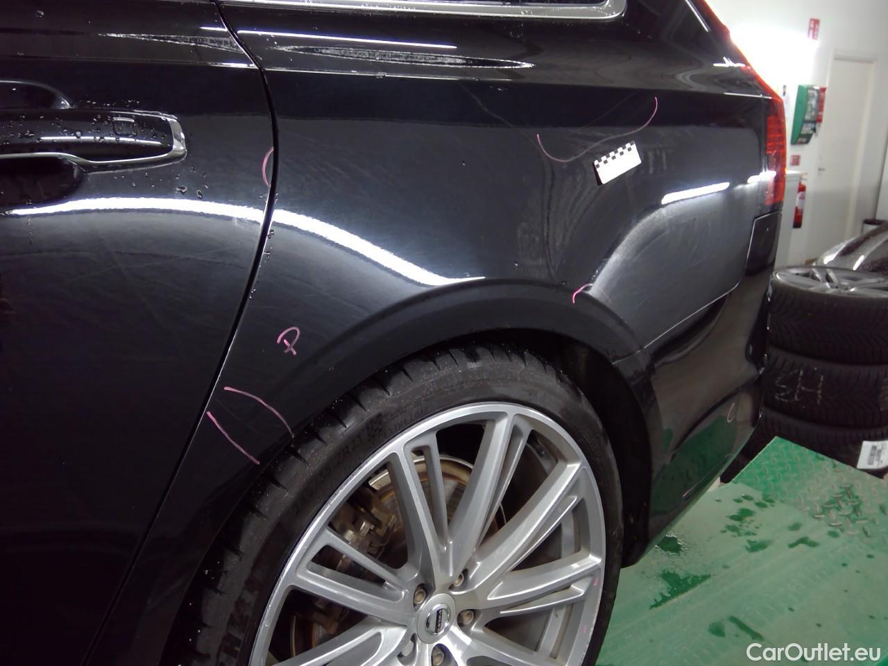 Volvo  V90  T6 350 Insc.Rec. AWD Aut #14