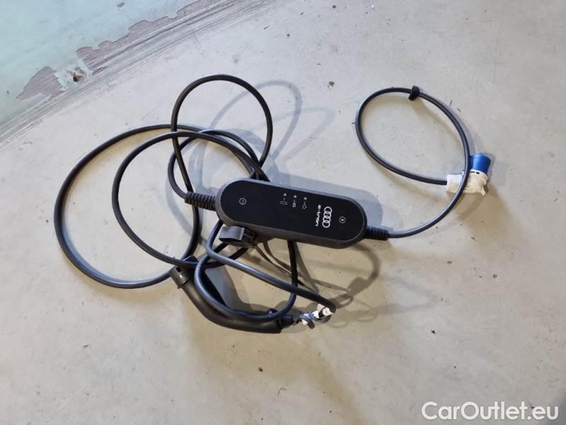 Audi  Q3 AUDI  SPORTBACK / 2019 / 5P / SUV 45 TFSI E S TRONIC S LINE EDITION #80