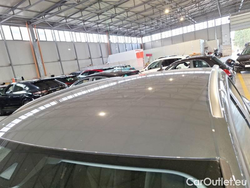 Audi  Q3 AUDI  / 2018 / 5P / SUV 45 TFSI E S TRONIC BUSINESS #9