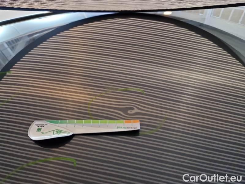 Bmw  Serie 2 BMW  ACTIVE TOURER / 2018 / 5P / MONOVOLUME 225XE IPERFORMANCE BUSINESS AUTOM. #26