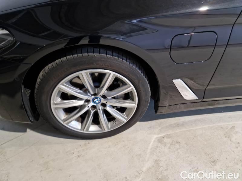 Bmw  Serie 5 BMW  / 2020 / 5P / STATION WAGON 530E XDRIVE LUXURY AUTO TOURING #58