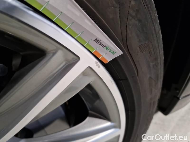 Bmw  Serie 5 BMW  / 2020 / 5P / STATION WAGON 530E XDRIVE LUXURY AUTO TOURING #61