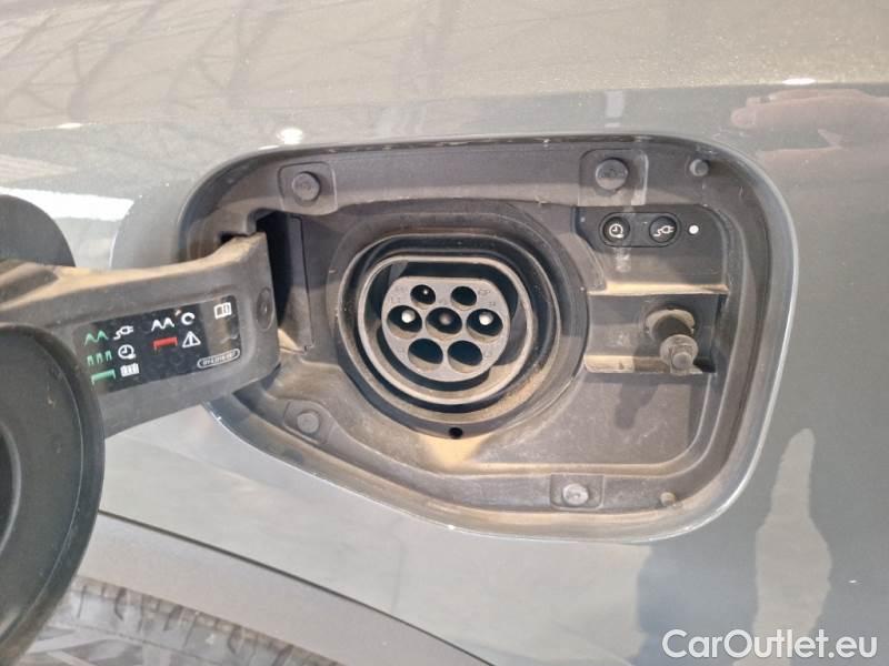 Audi  Q3 AUDI  / 2018 / 5P / SUV 45 TFSI E S TRONIC BUSINESS #73