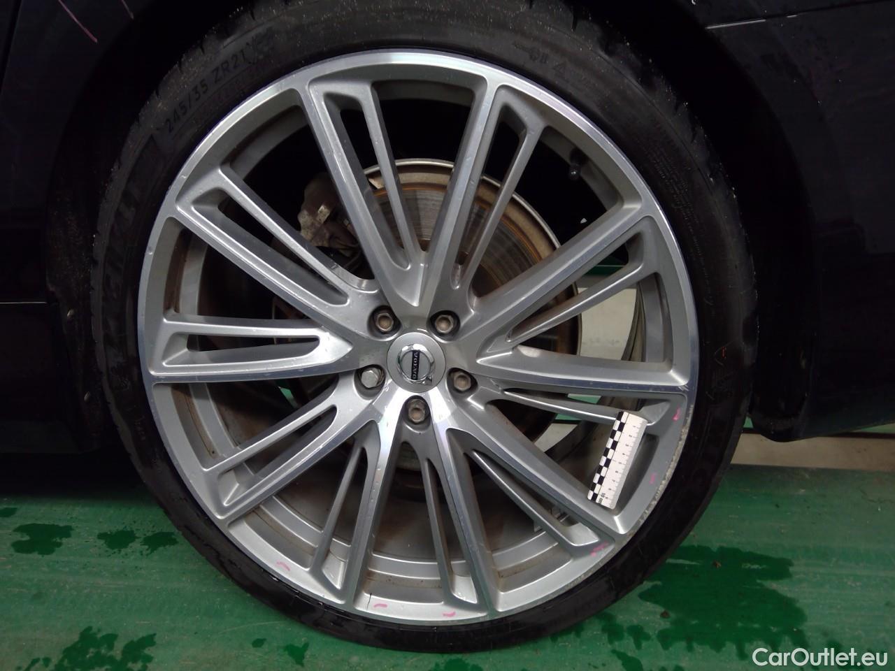 Volvo  V90  T6 350 Insc.Rec. AWD Aut #21