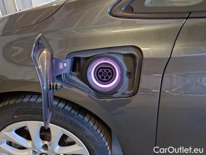 Bmw  Serie 2 BMW  ACTIVE TOURER / 2018 / 5P / MONOVOLUME 225XE IPERFORMANCE BUSINESS AUTOM. #107