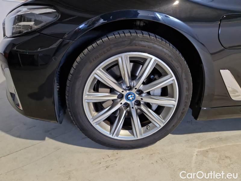 Bmw  Serie 5 BMW  / 2020 / 5P / STATION WAGON 530E XDRIVE LUXURY AUTO TOURING #20