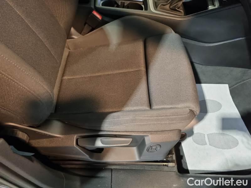 Audi  Q3 AUDI  SPORTBACK / 2019 / 5P / SUV 45 TFSI E S TRONIC S LINE EDITION #14