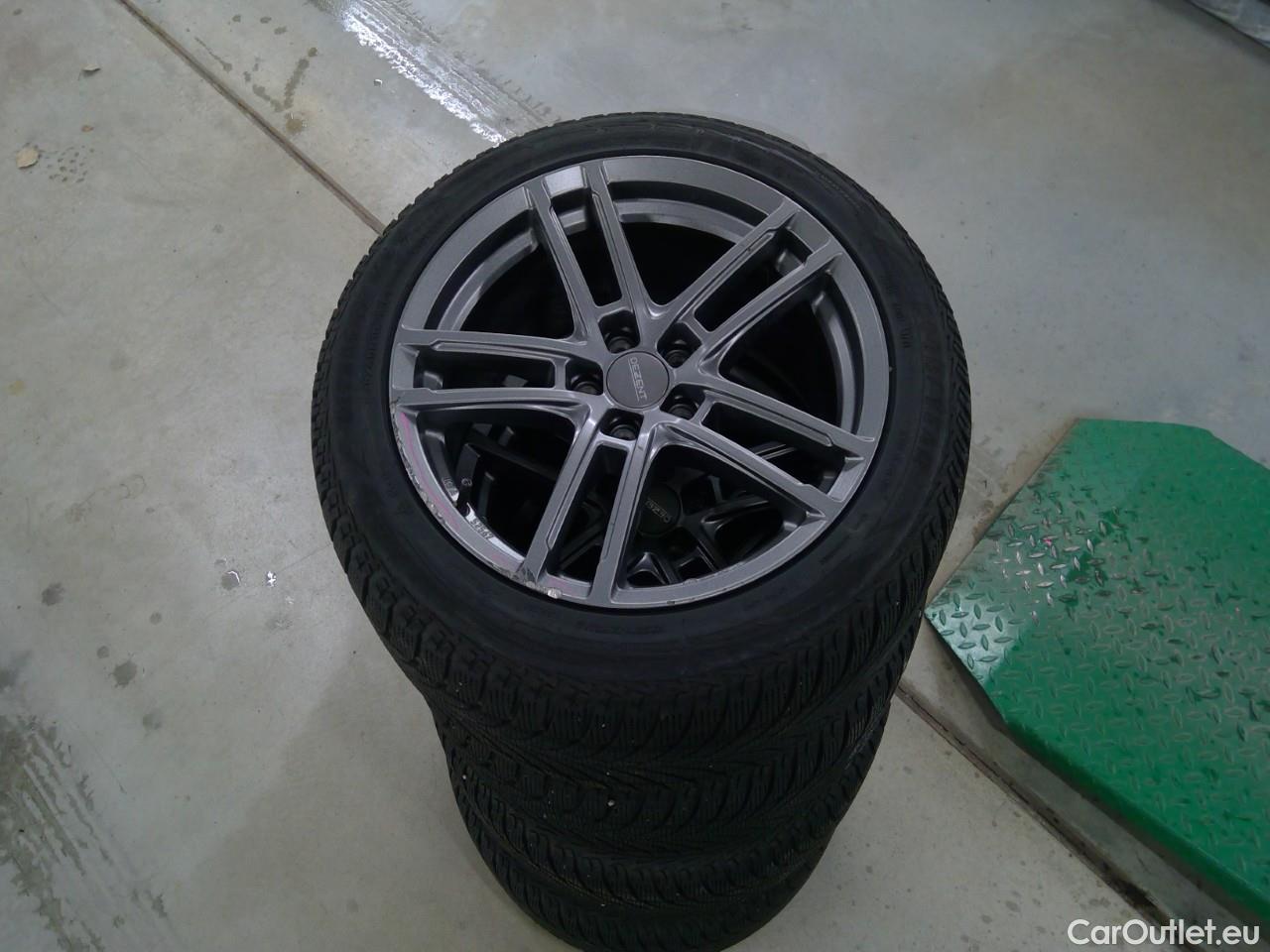 Volvo  V90  T6 350 Insc.Rec. AWD Aut #12