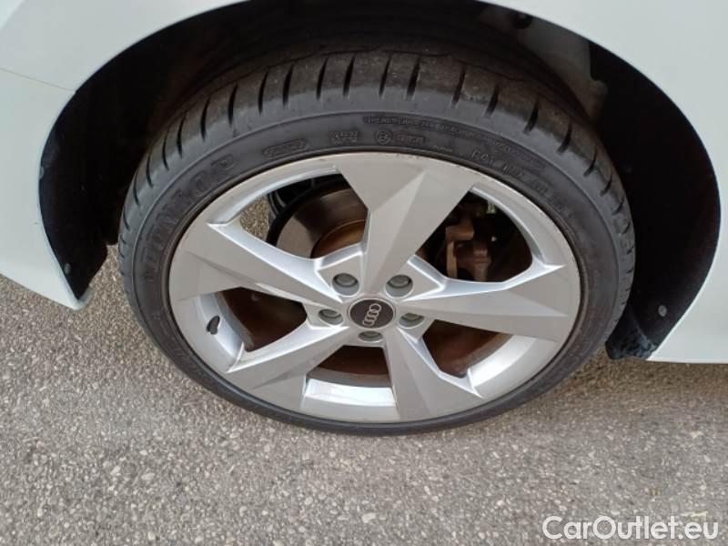 Audi  A3 AUDI  / 2020 / 5P / BERLINA 40 TFSI E S TRONIC BUSINESS ADV. S.BACK #76