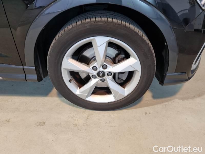Audi  Q3 AUDI  SPORTBACK / 2019 / 5P / SUV 45 TFSI E S TRONIC S LINE EDITION #59