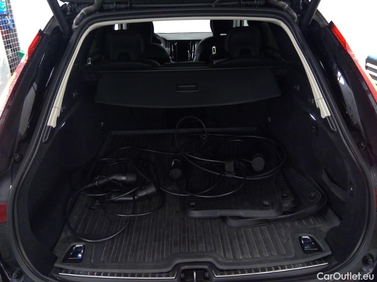 Volvo  V90  T6 350 Insc.Rec. AWD Aut #11