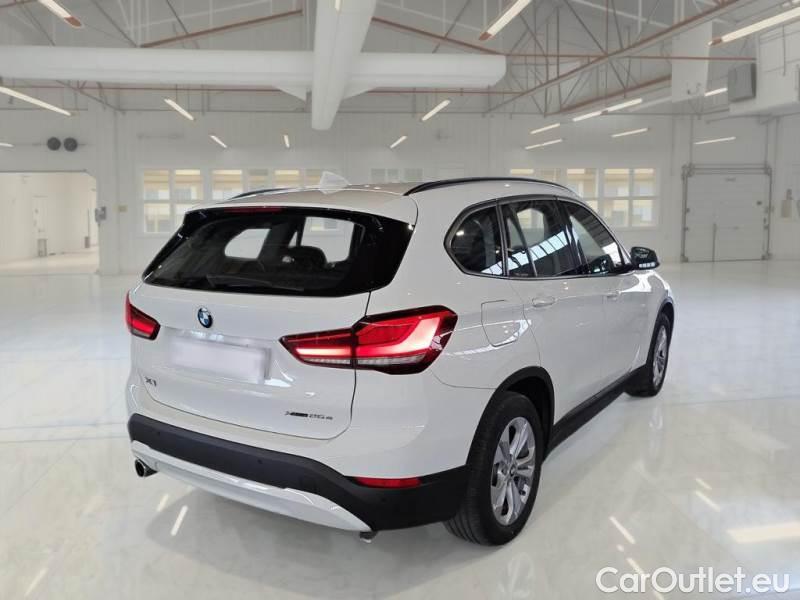 Bmw  X1 BMW  / 2019 / 5P / SUV XDRIVE 25E BUSINESS ADVANTAGE AUTOMATICO #2